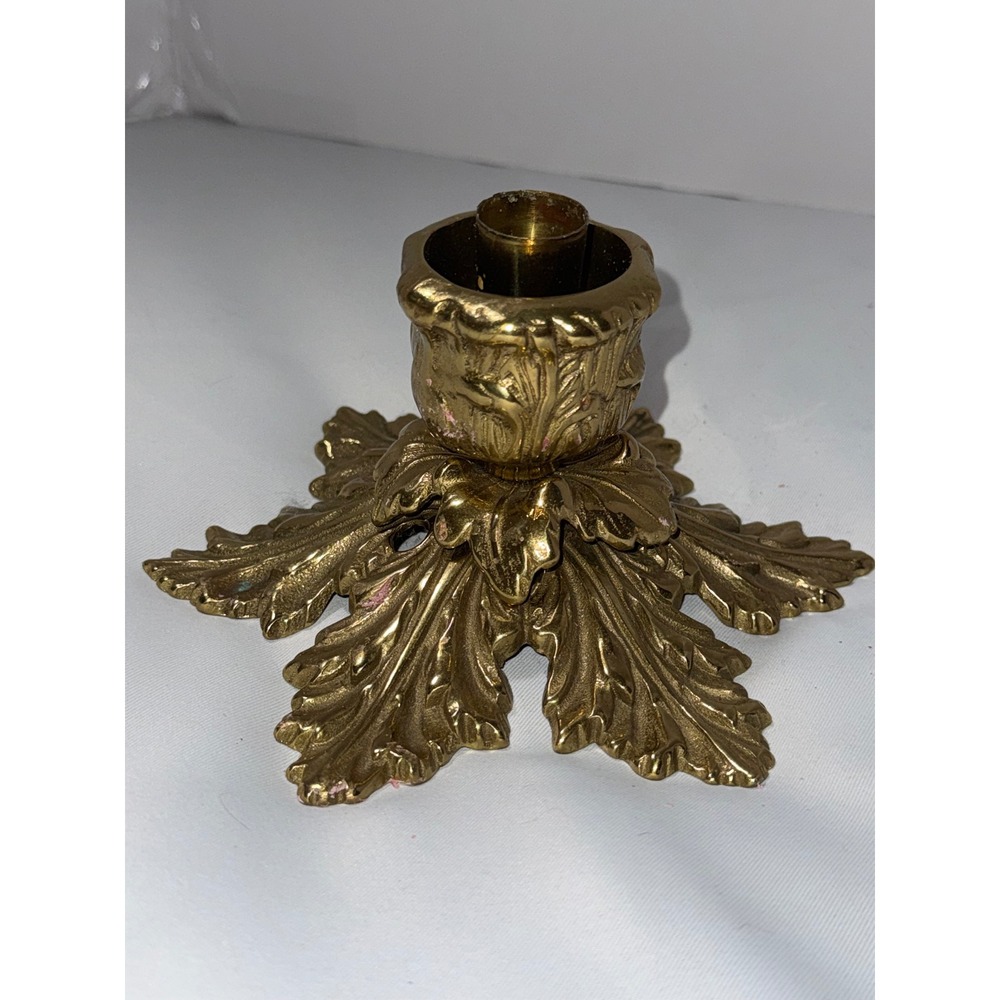 Virginia Metalcrafters Brass Acanthus Leaf Candlestick Holder Vintage 4.5"